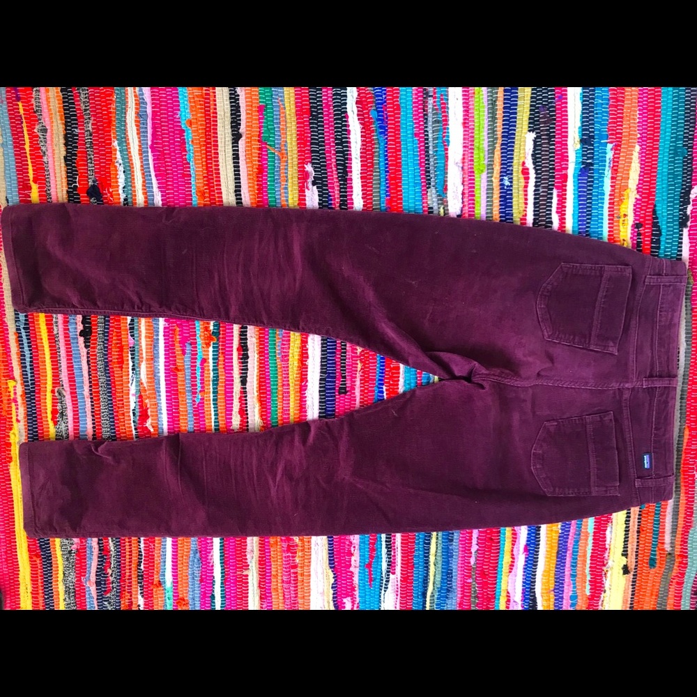 Patagonia Maroon Corduroy!! Great shape!!